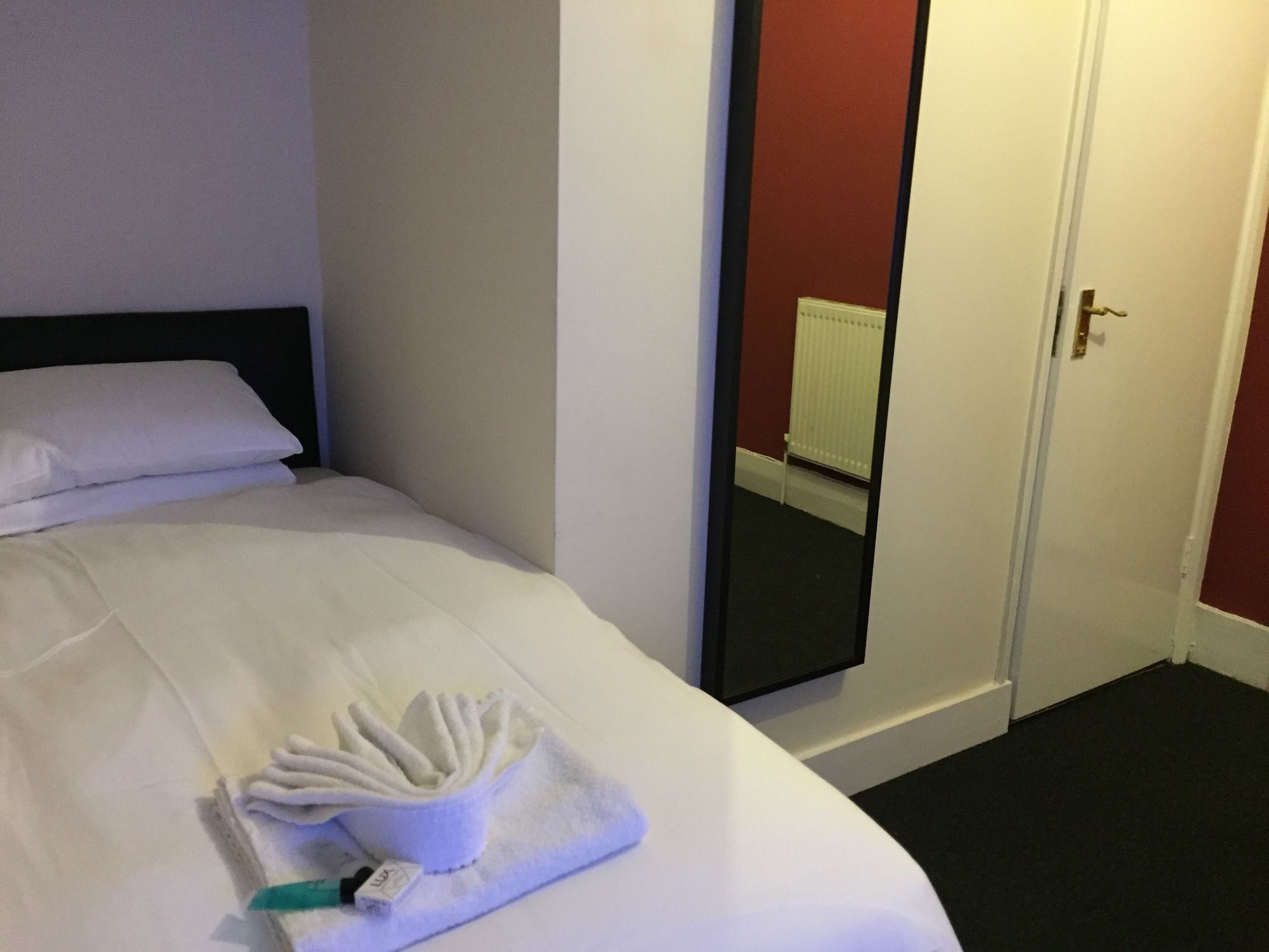 Stratford Hotel Лондон Экстерьер фото